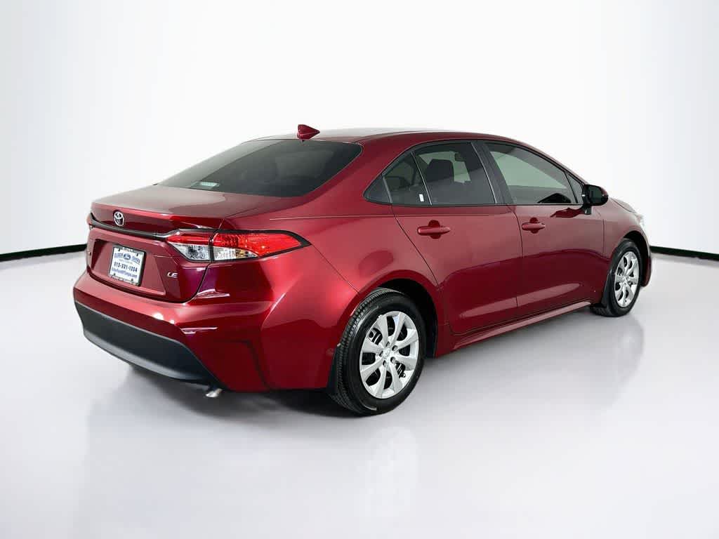 Toyota Corolla LE 2026