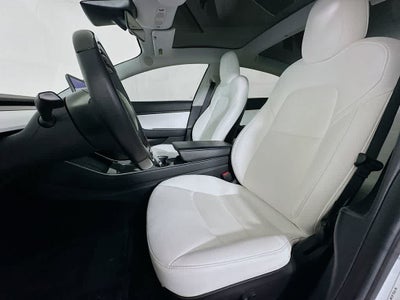 Tesla Model 3 Base 2020