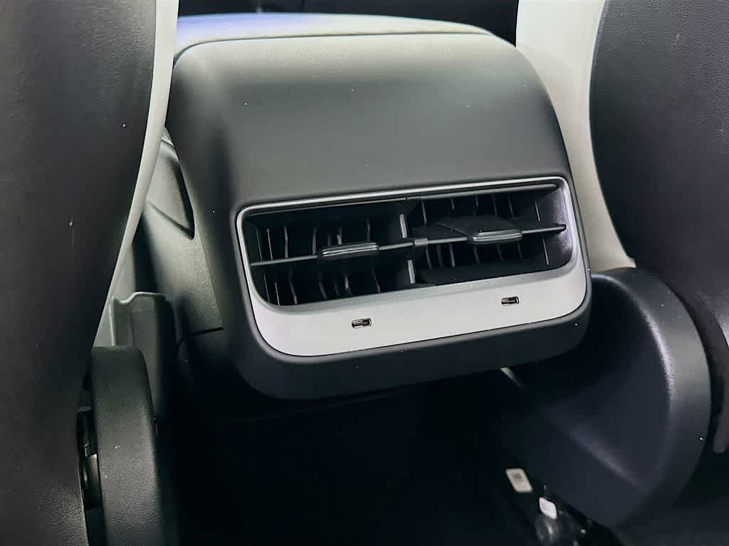 Tesla Model 3 Base 2020