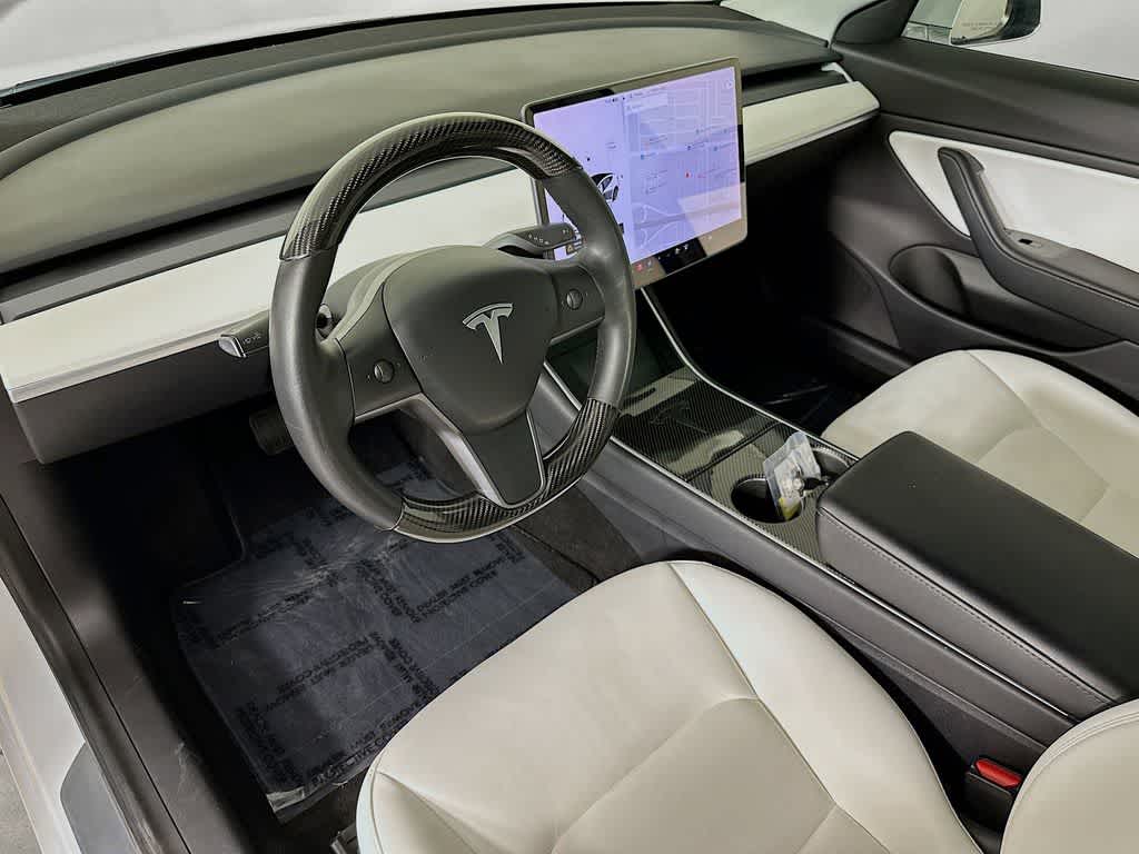 Tesla Model 3 Base 2020