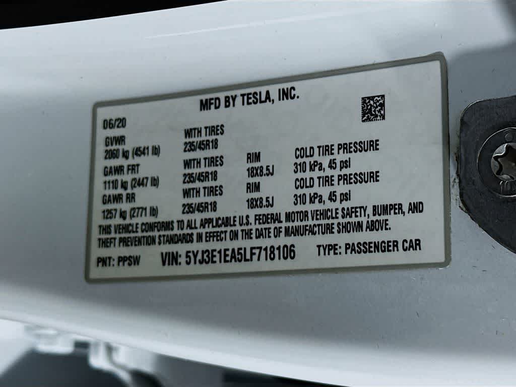 Tesla Model 3 Base 2020