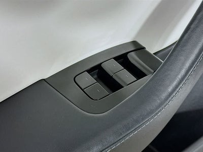 Tesla Model 3 Base 2020