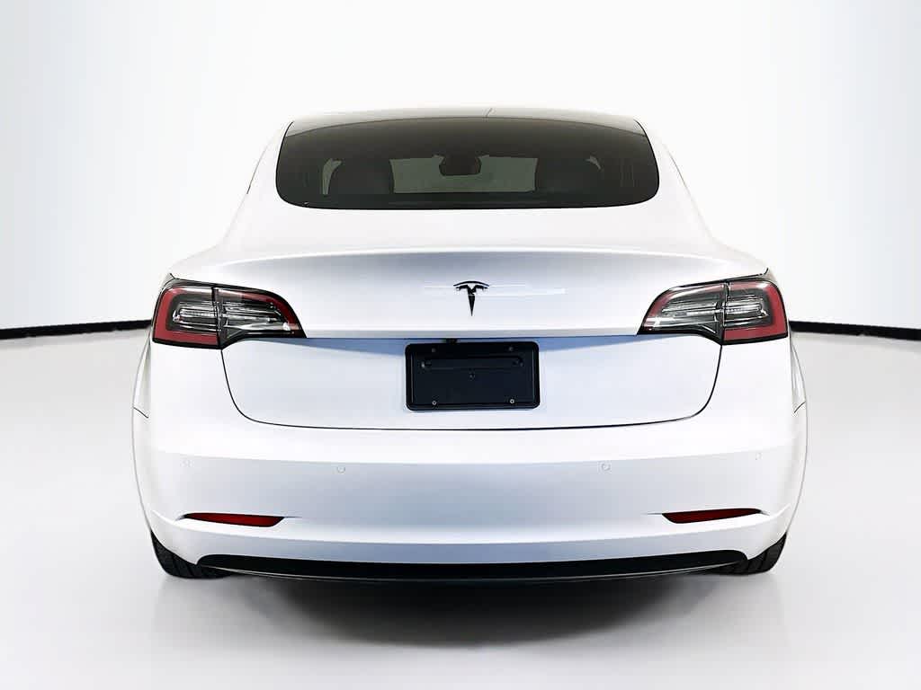 Tesla Model 3 Base 2020