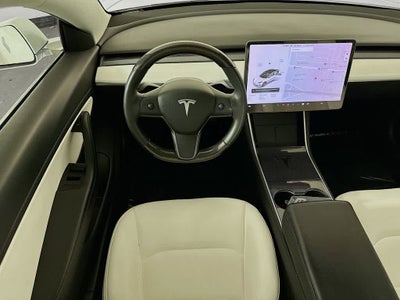 Tesla Model 3 Base 2020