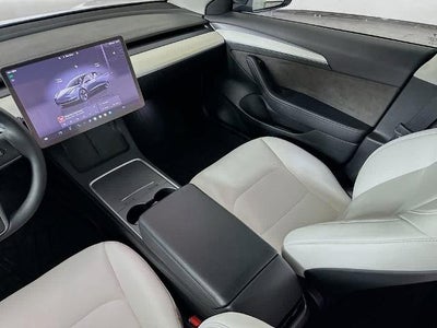 Tesla Model 3 Long Range 2022