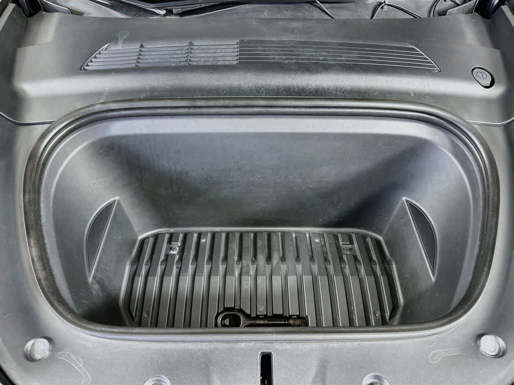 Tesla Model Y Long Range 2021