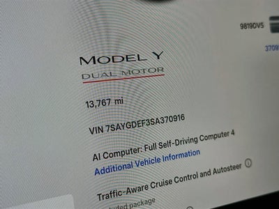 Tesla Model Y Performance 2025