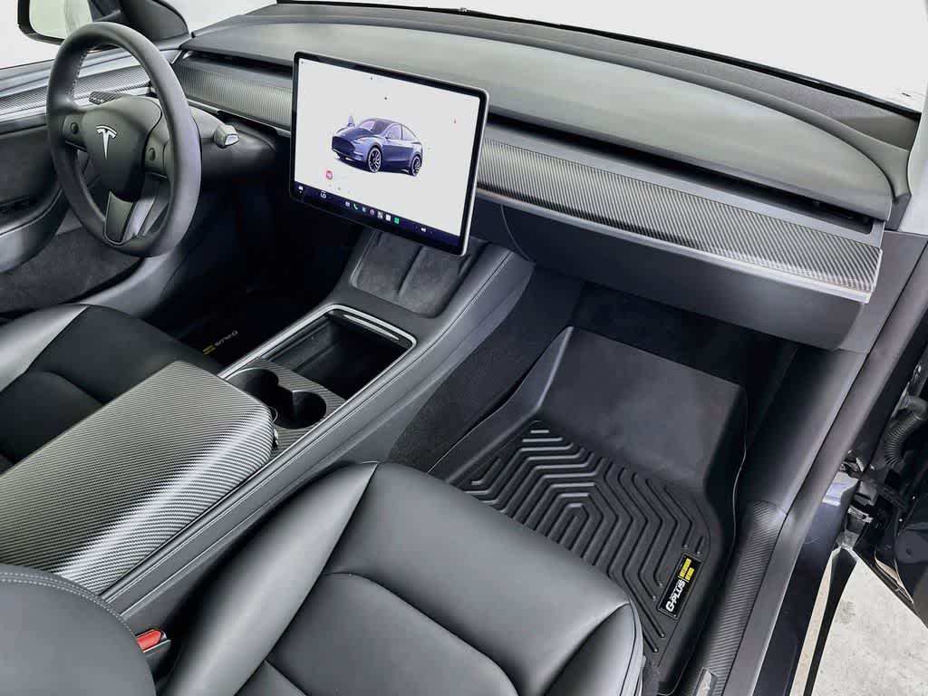 Tesla Model Y Performance 2025
