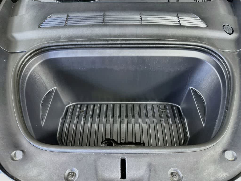 Tesla Model Y Performance 2025