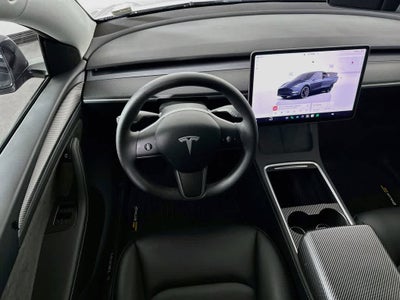 Tesla Model Y Performance 2025