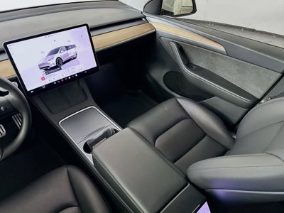 Tesla Model Y Performance 2024