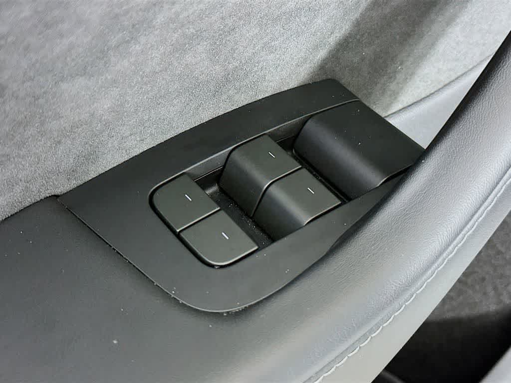 Tesla Model Y Performance 2024