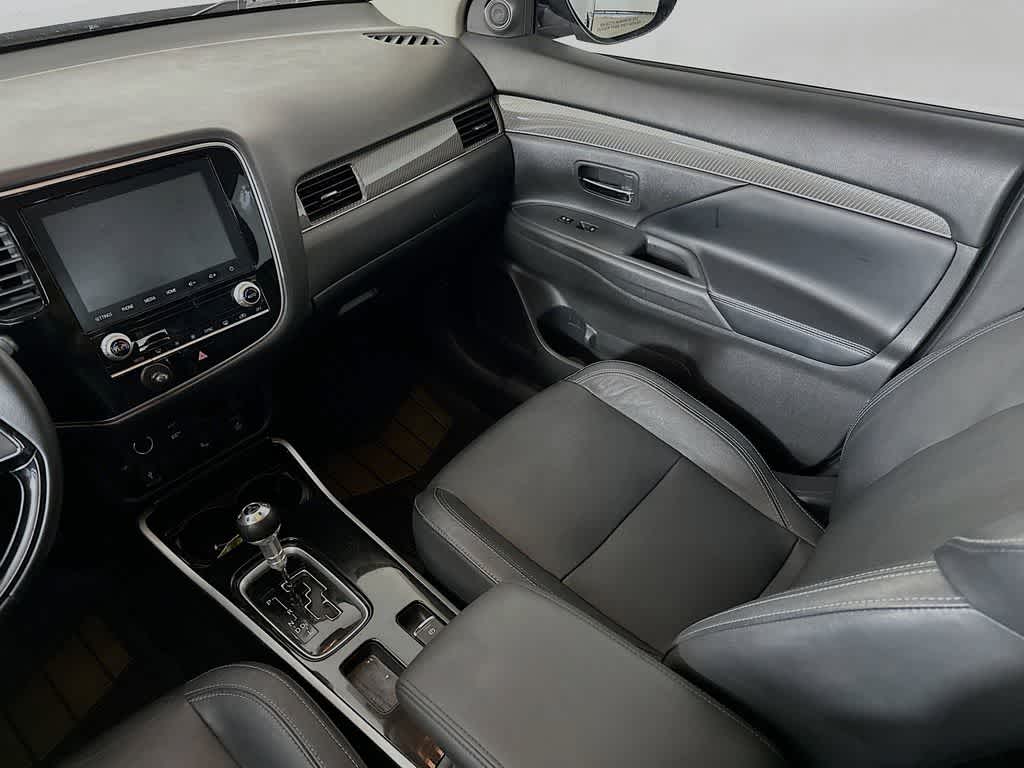 Mitsubishi Outlander SEL 2020