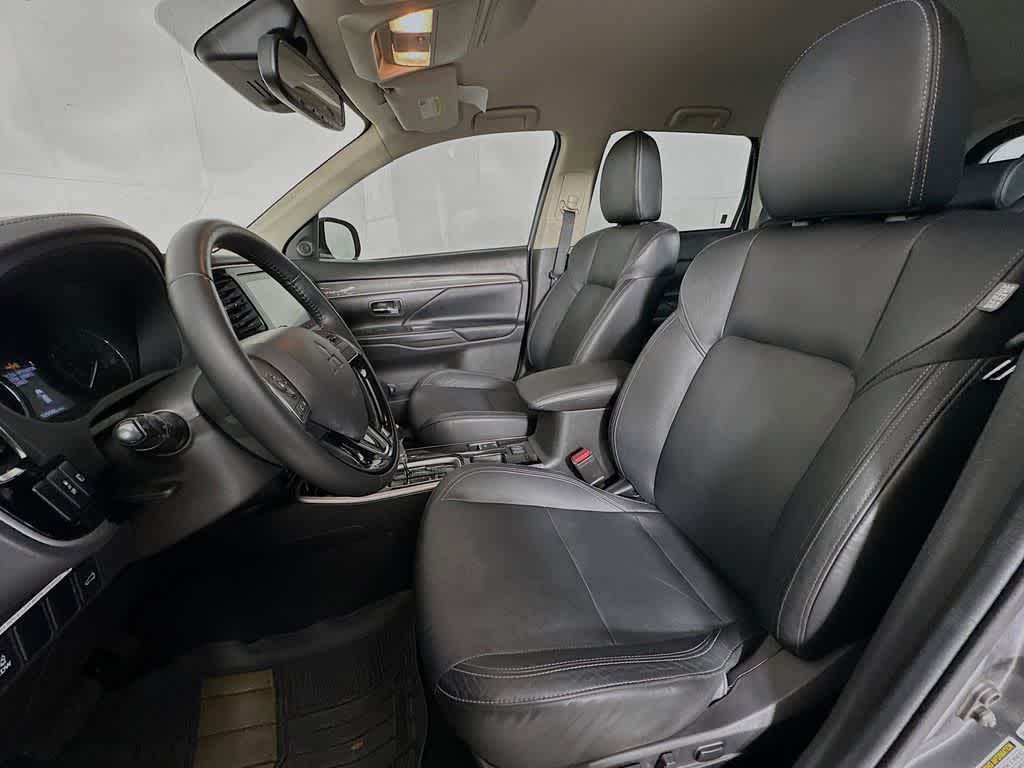 Mitsubishi Outlander SEL 2020