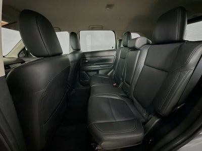 Mitsubishi Outlander SEL 2020