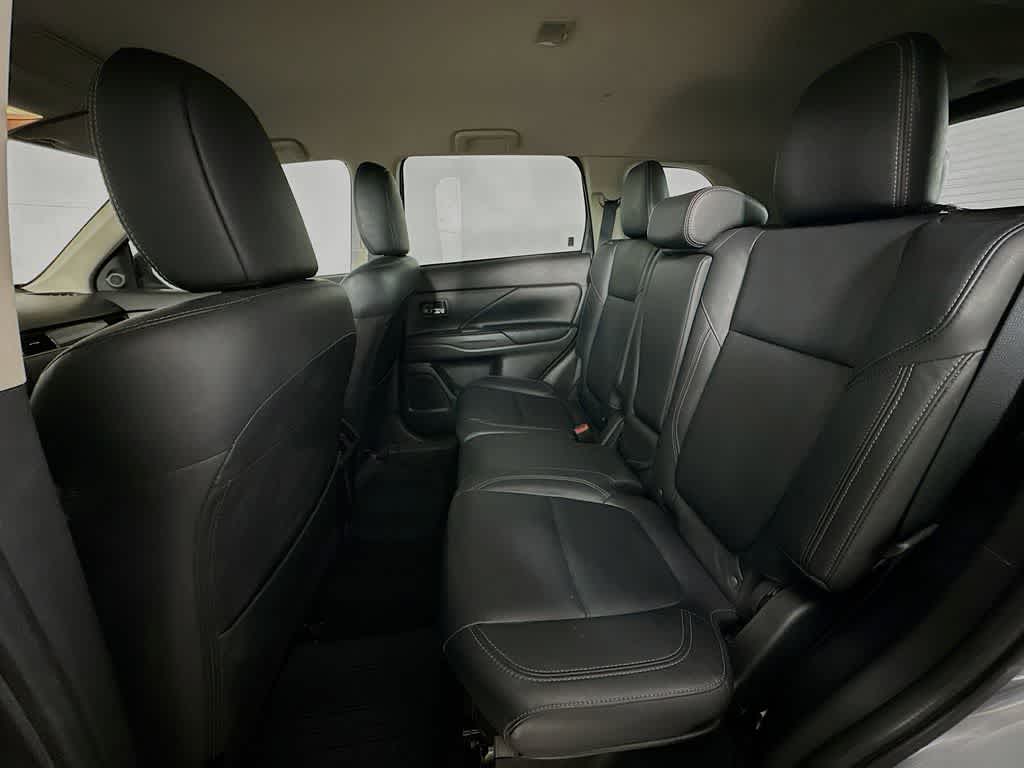 Mitsubishi Outlander SEL 2020