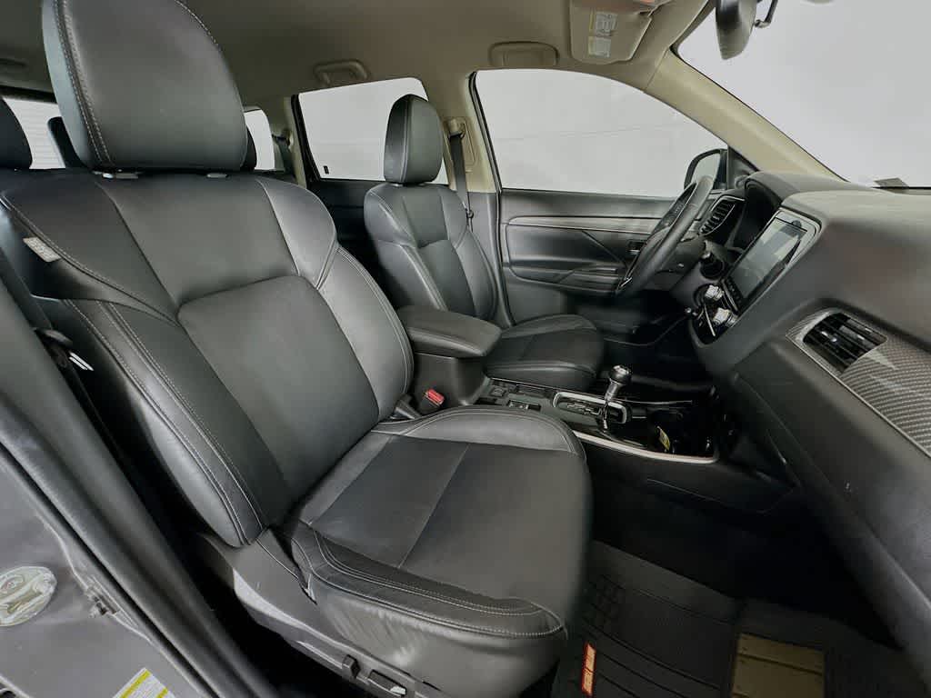 Mitsubishi Outlander SEL 2020