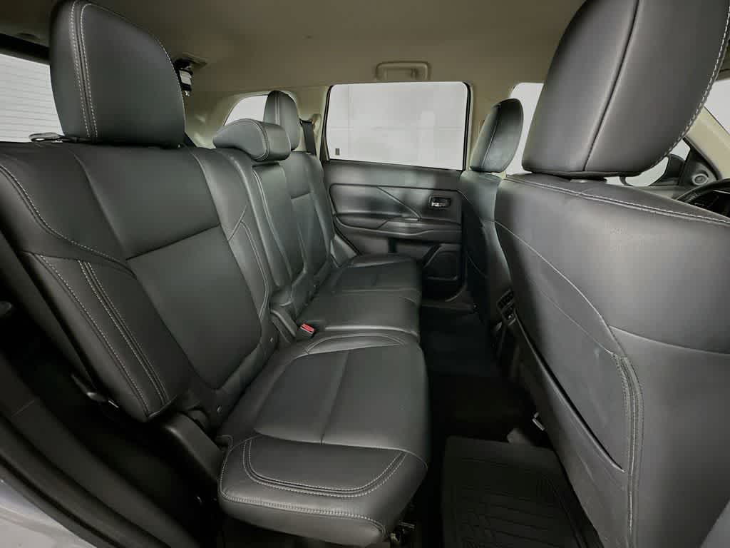 Mitsubishi Outlander SEL 2020