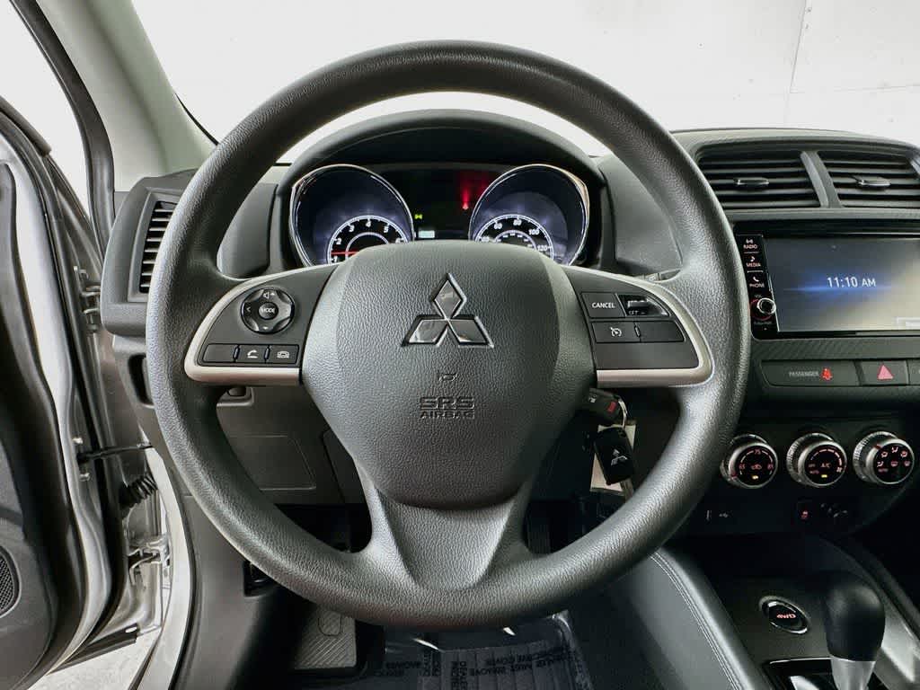 Mitsubishi Outlander Sport ES 2024