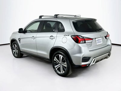 Mitsubishi Outlander Sport ES 2024
