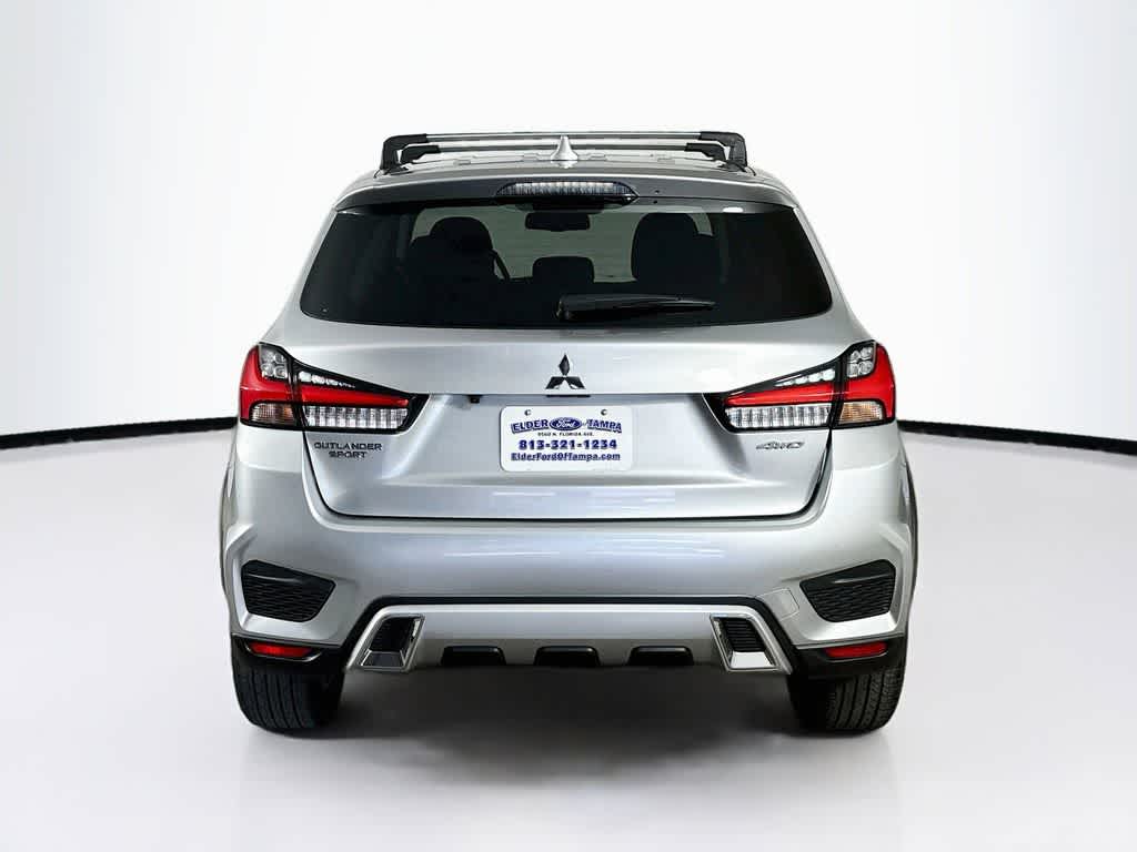 Mitsubishi Outlander Sport ES 2024