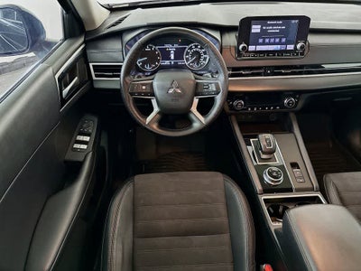 Mitsubishi Outlander SE Edición Especial 2023