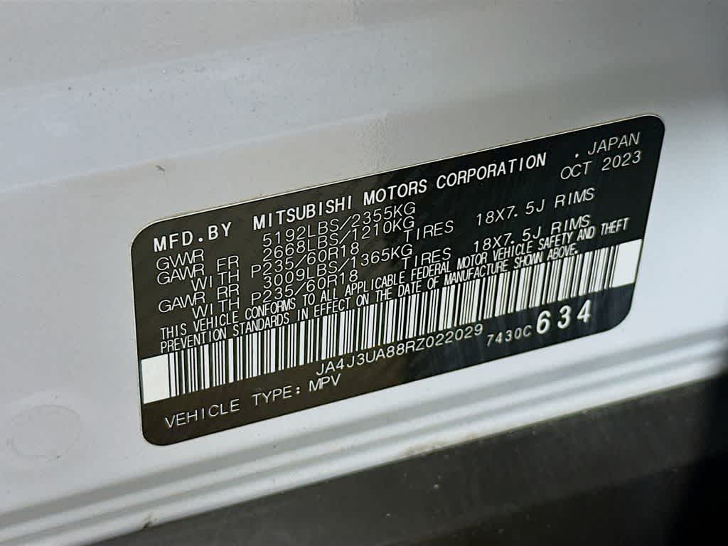 Mitsubishi Outlander ES 2024