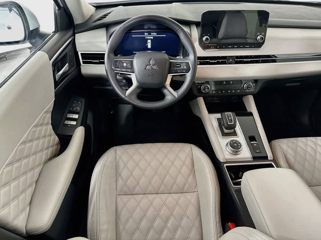 Mitsubishi Outlander SEL 2024