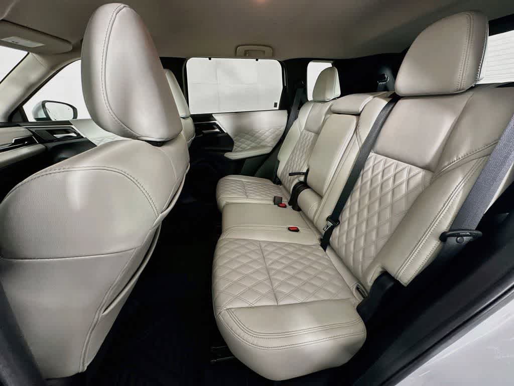 Mitsubishi Outlander SEL 2024
