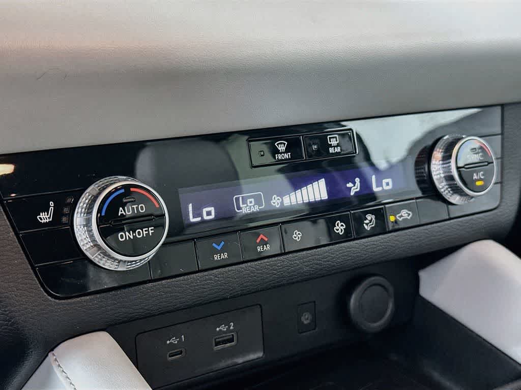 Mitsubishi Outlander SEL 2024