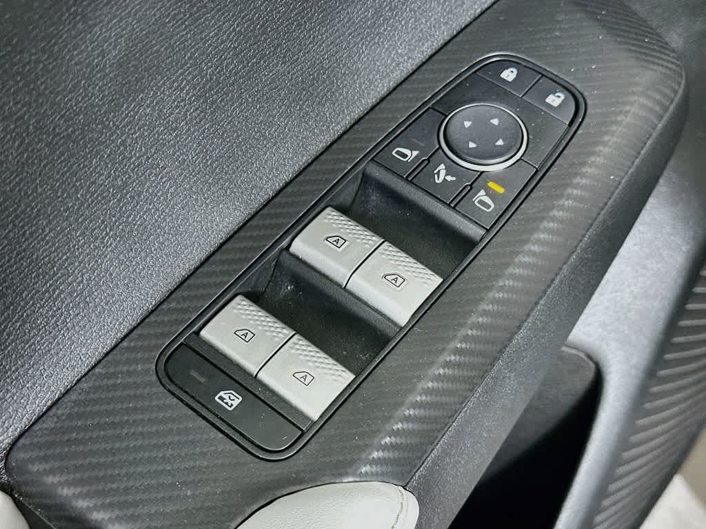 Mitsubishi Outlander SEL 2024