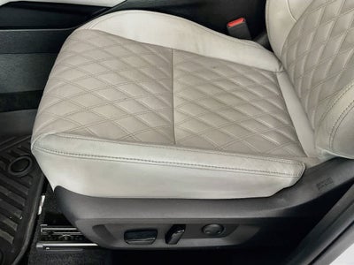 Mitsubishi Outlander SEL 2024