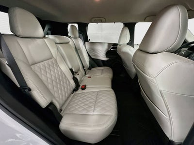 Mitsubishi Outlander SEL 2024