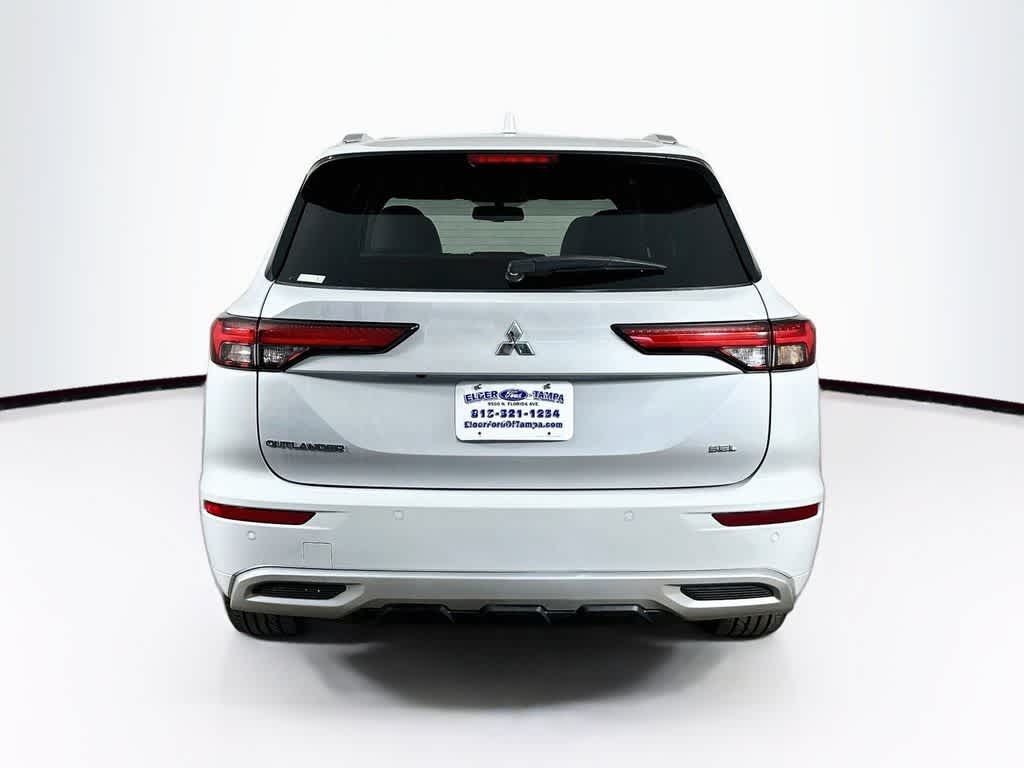 Mitsubishi Outlander SEL 2024