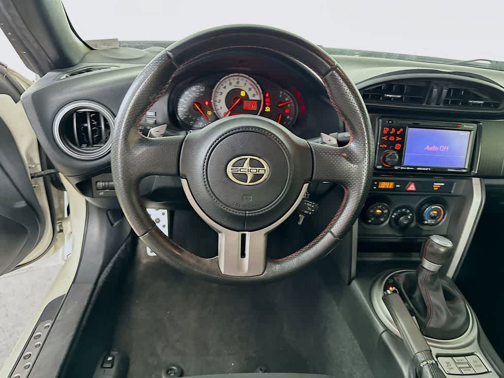 Scion FR-S Base 2013