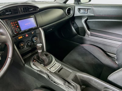 Scion FR-S Base 2013