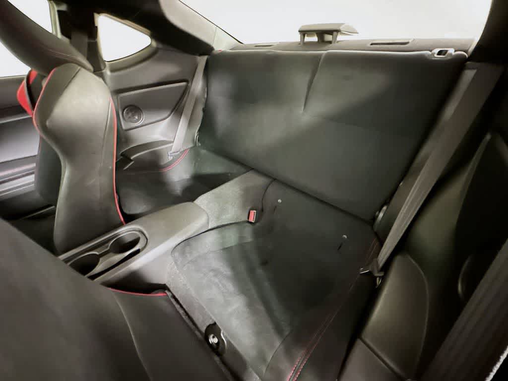 Scion FR-S Base 2013