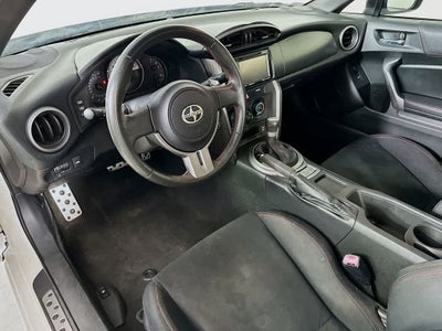Scion FR-S Base 2013