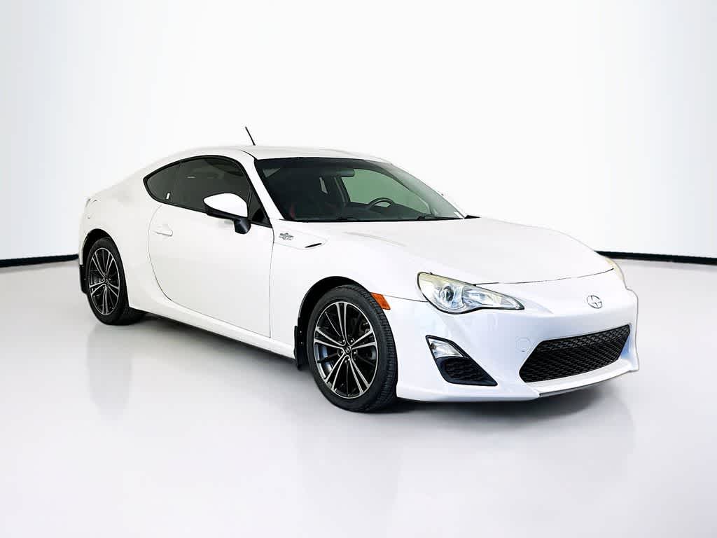Scion FR-S Base 2013