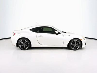 Scion FR-S Base 2013