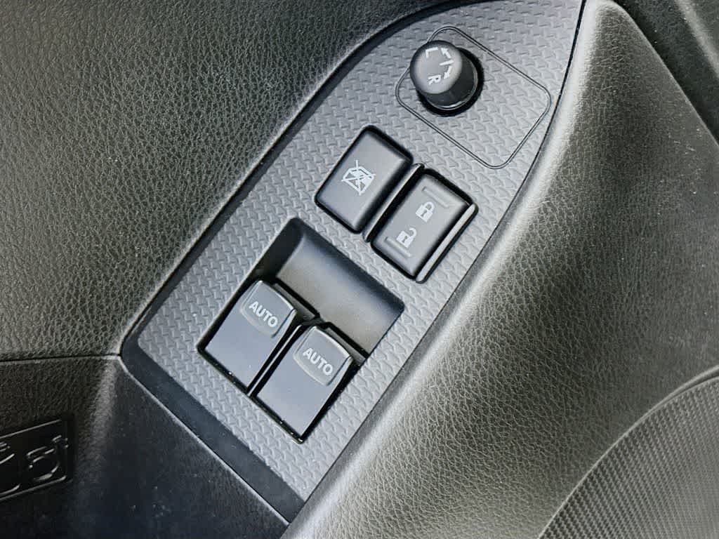 Scion FR-S Base 2013