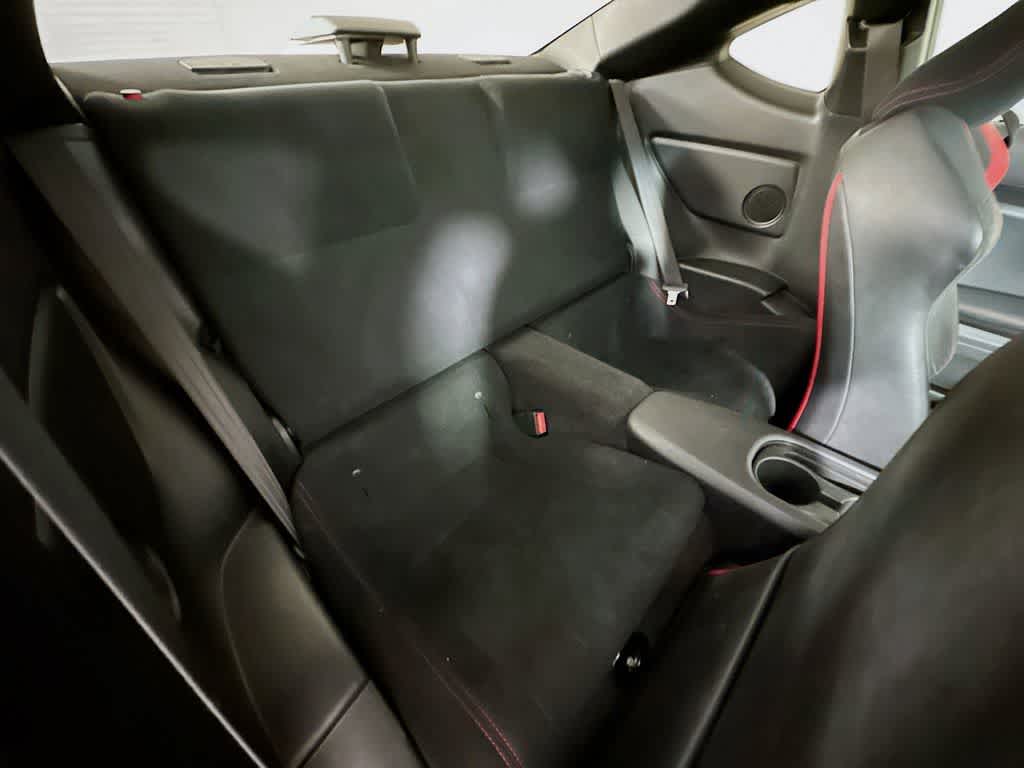 Scion FR-S Base 2013