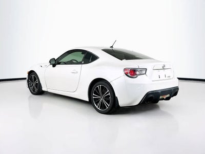 Scion FR-S Base 2013