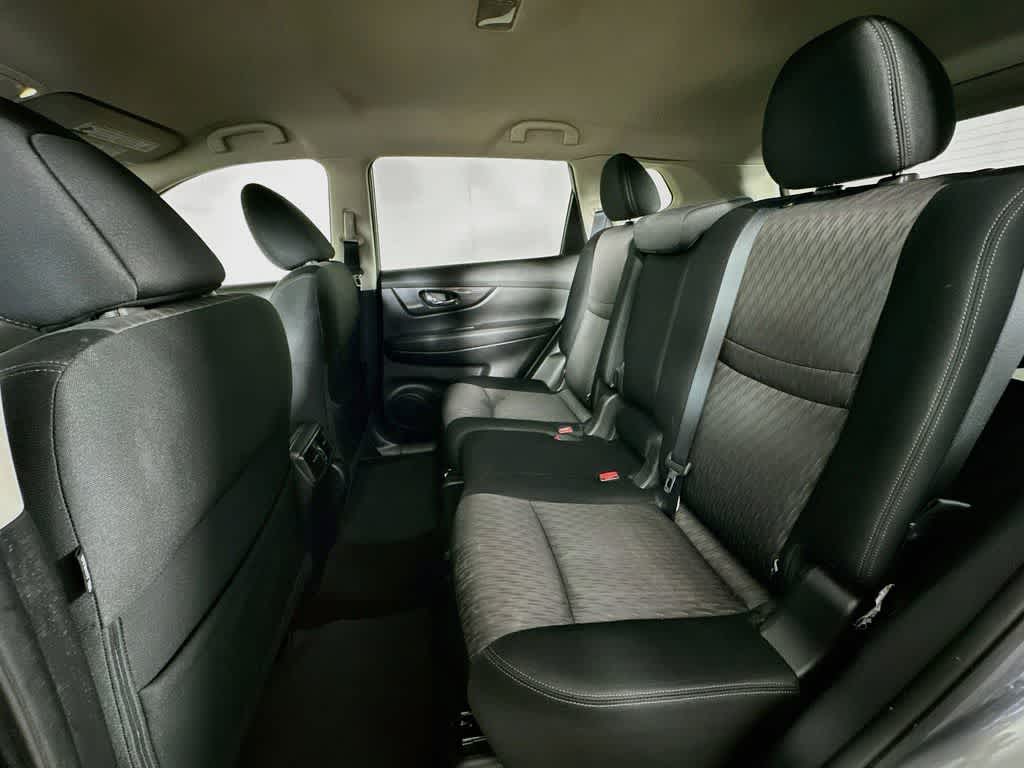 Nissan Rogue SV 2017