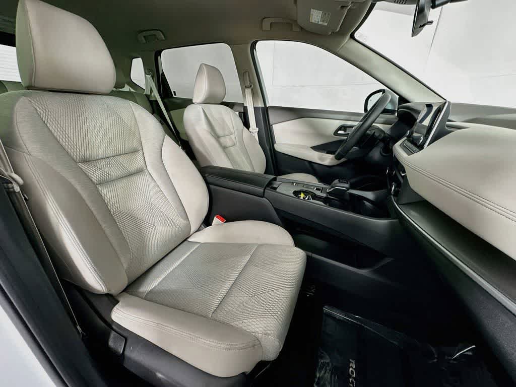 Nissan Rogue SV 2025