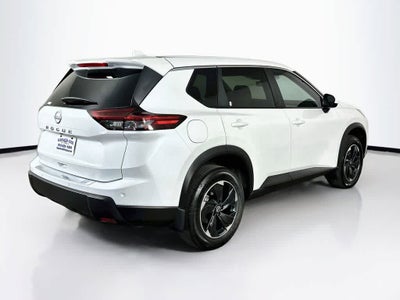 Nissan Rogue SV 2025