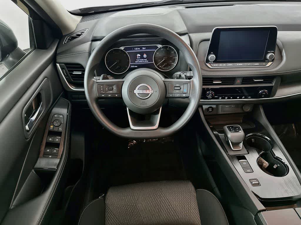 Nissan Rogue SV 2024