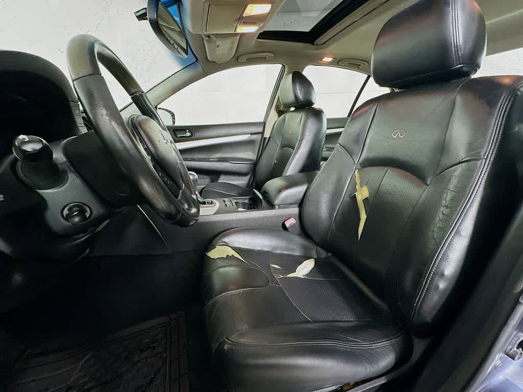 INFINITI G37 Journey 2009