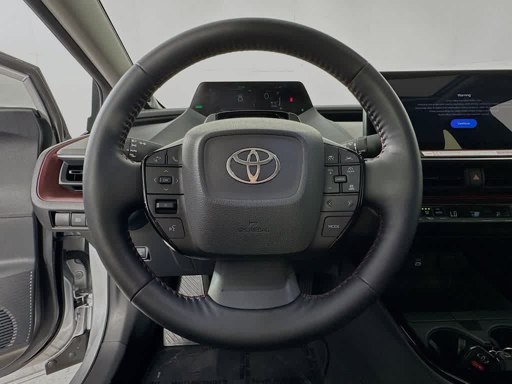 Toyota Prius Plug-In Hybrid XSE Premium 2025