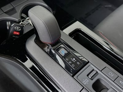 Toyota Prius Plug-In Hybrid XSE Premium 2025